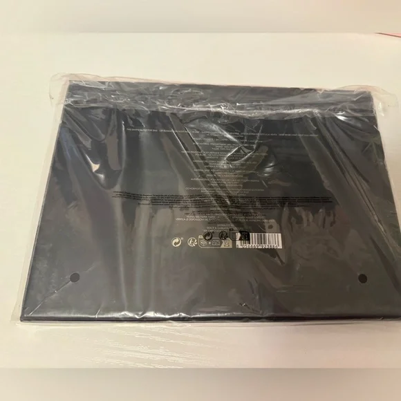 Dolce & Gabbana Beauty Clutch - Picture 4 of 4